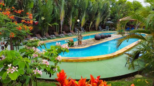 Penas Blancas Hôtel | Hotel Heliconias Nature Inn & Hot Springs