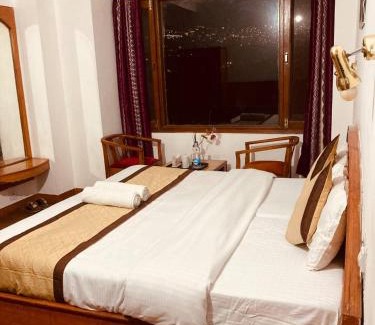 Shimla Hôtel | hotel himachal holidays