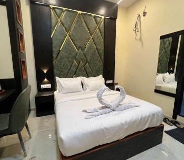 Vile Parle Maison | Hotel Horizon
