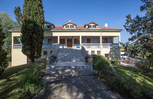 San Pietro di Legnago Hôtel | Hotel Il Lato Azzurro - Isola di Sant'Erasmo - NO VEHICLES ACCESS