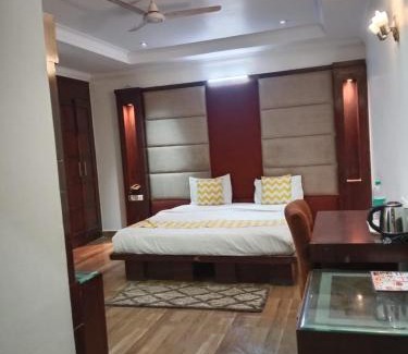 Kalkaji Appartement | Hotel Imp Inn - Nehru Enclave