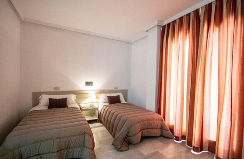 Mairena del Aljarafe Hôtel | Hotel In Mairena Del Aljarafe With Other, Tv, Parking