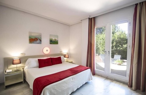 Mairena del Aljarafe Hôtel | Hotel In Mairena Del Aljarafe With Other, Tv, Parking