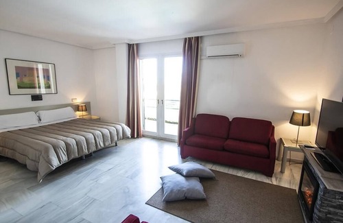 Mairena del Aljarafe Hôtel | Hotel In Mairena Del Aljarafe With Other, Tv, Parking