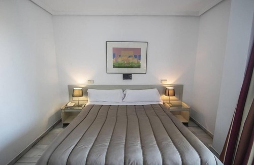 Mairena del Aljarafe Hôtel | Hotel In Mairena Del Aljarafe With Other, Tv, Parking