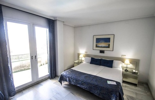 Mairena del Aljarafe Hôtel | Hotel In Mairena Del Aljarafe With Other, Tv, Parking