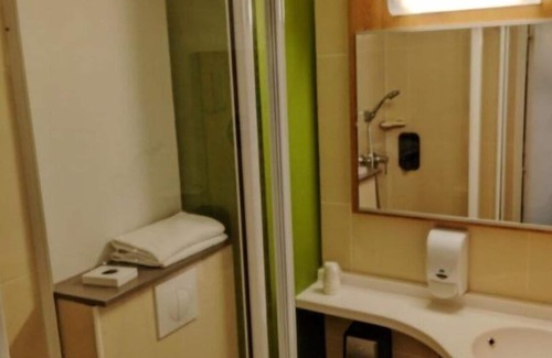 Montlucon Hôtel | Hotel Inn Design Montluçon