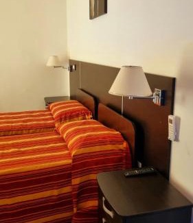 Polla Hôtel | Hotel Insteia