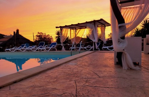 Piscinas Hôtel | HOTEL BOUTIQUE SA CORTI DE SA PERDA PISCINAS
