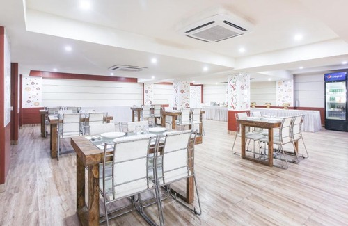 Sigra Maison | Hotel Janki