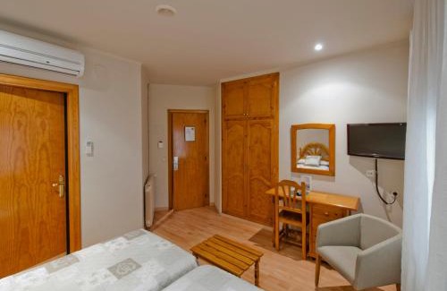 Mollerussa Hôtel | Hotel Jardí Apartaments