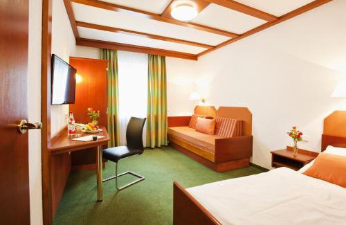 Grossgruendlach Hôtel | Hotel Käferstein garni