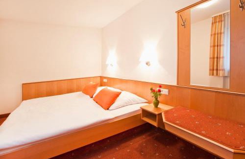 Grossgruendlach Hôtel | Hotel Käferstein garni