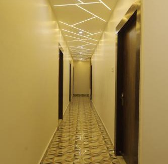 Khattalwada Hôtel | HOTEL KINGS PARADISE BANQUET & LAWN, Airport