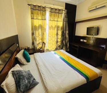 Zirakpur Hôtel | Hotel kingston