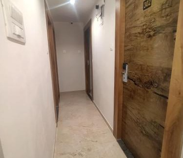 Ghatkopar West Hôtel | Hotel Kishan Lodging & Boarding