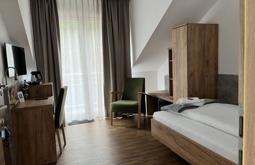 Hemsen Hôtel | Hotel Knotenpunkt