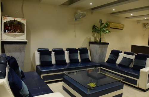 Madhupur Station Balnéaire | Hotel Kumar International