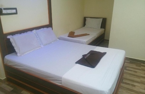 Katpadi Hôtel | Hotel KVS Residency
