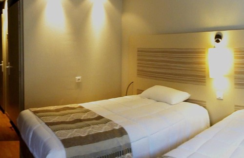 Roques Hôtel | Hotel Kyriad Toulouse Sud - Roques