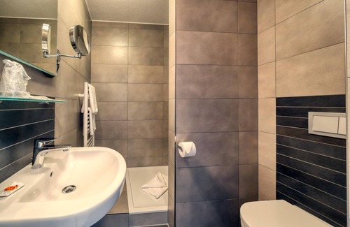 Heusweiler Hôtel | Hotel L'adresse