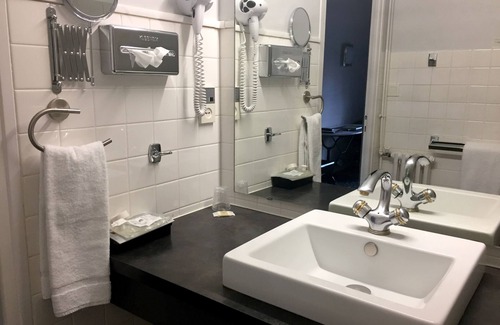 Aurillac Hôtel | Hotel La Thomasse