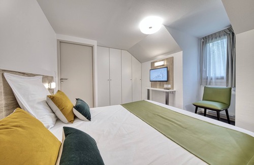 Mesnil-Saint-Pere Hôtel | Hotel Lac d’Orient