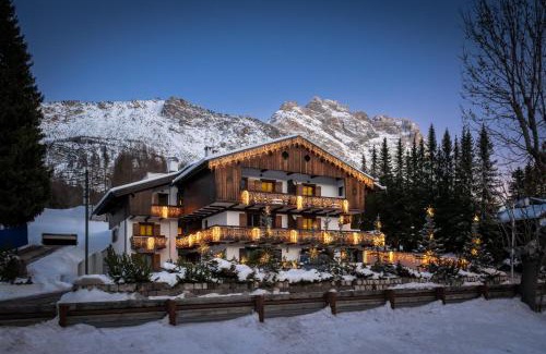 Cortina d'Ampezzo Hôtel | Hotel Lajadira & Spa