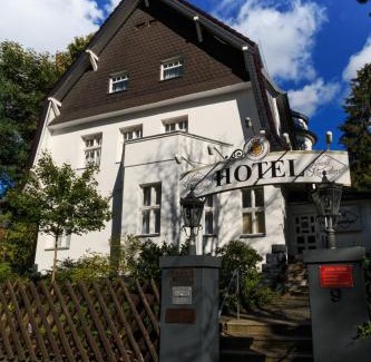 Steglitz-Zehlendorf Maison | Hotel Landhaus Schlachtensee