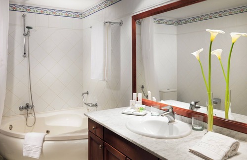 Las Arenas Hôtel | Hotel Las Aguilas Tenerife, Affiliated by Melia