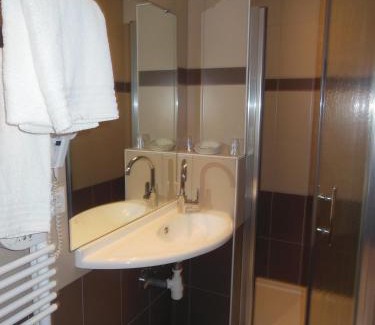 Saint-Hippolyte Hôtel | Hotel Le Bellevue