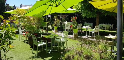 Saint-Geniez-d'Olt Hôtel | Hotel Le Lion d'Or