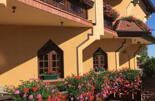Mittelwihr Hôtel | Hotel Le Mandelberg