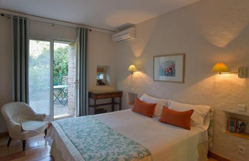 Reynes Hôtel | Hotel Le Mas Trilles
