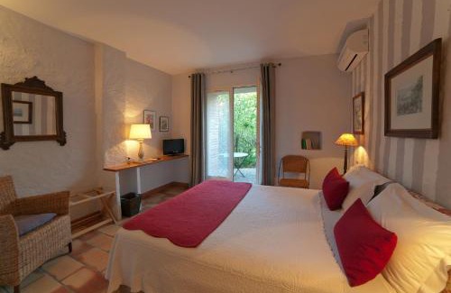 Reynes Hôtel | Hotel Le Mas Trilles