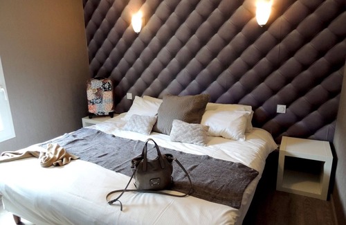 Saint-Chely-d'Aubrac Hôtel | Hotel Les Coudercous