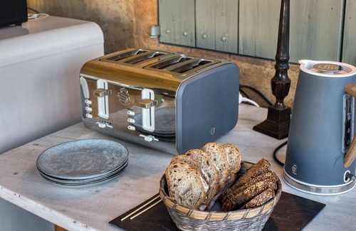 Viladamat Appartement | Chambre 'Les Hamaques - Glicina' avec piscine partagée, Wi-Fi et climatisation