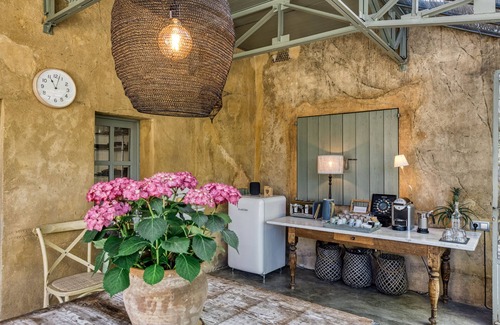 Viladamat Appartement | Chambre 'Les Hamaques - Glicina' avec piscine partagée, Wi-Fi et climatisation