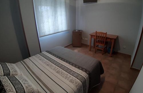 San Martin de la Vega Hôtel | Hotel Los Leones, el más cercano a Warner
