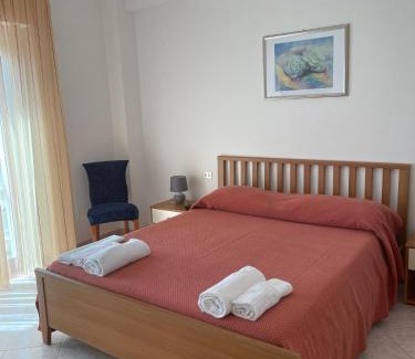 Brancaleone Marina Maison | Hotel Lungomare Brancaleone