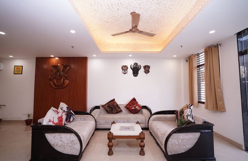 Noida Hôtel | Hotel Lyf Corporate Suites Noida Sec-56