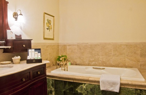 Surabaya Hôtel | Hotel Majapahit Surabaya - MGallery