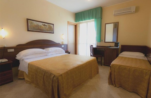 Pineto Hôtel | Hotel Maria