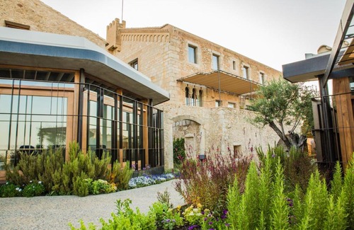 Avinyonet de Puigventos Hôtel | Hotel Mas Bosch 1526