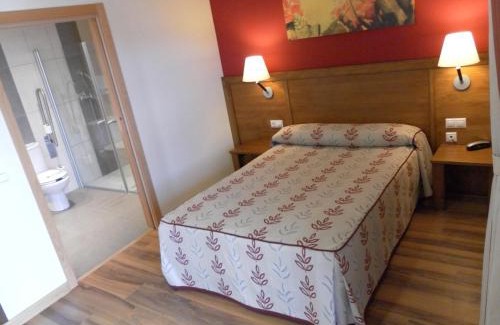 Milagros Hôtel | Hotel Milagros Rio Riaza