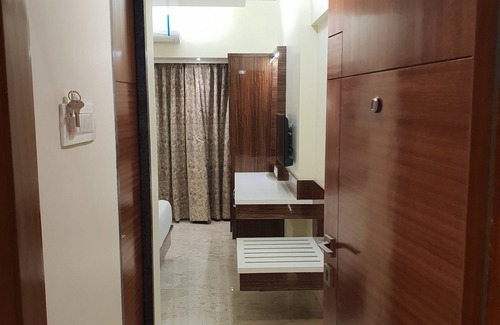 Santacruz West Hôtel | Hotel Milan International