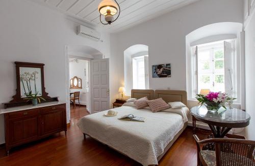 idhra Maison | Hotel Miranda
