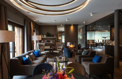 Tavanasa Hôtel | Hotel Mischun