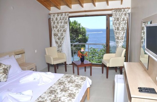 Marmara Hôtel | Hotel Mola
