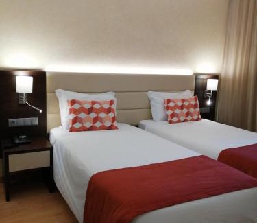 Gambelas Hôtel | Hotel Monaco